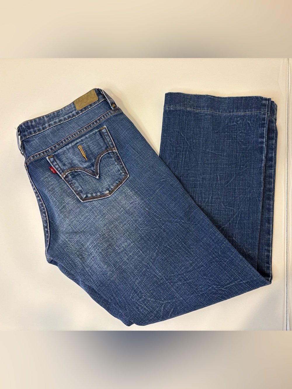 Vintage Women’s Levis Bootcut 565- Blue